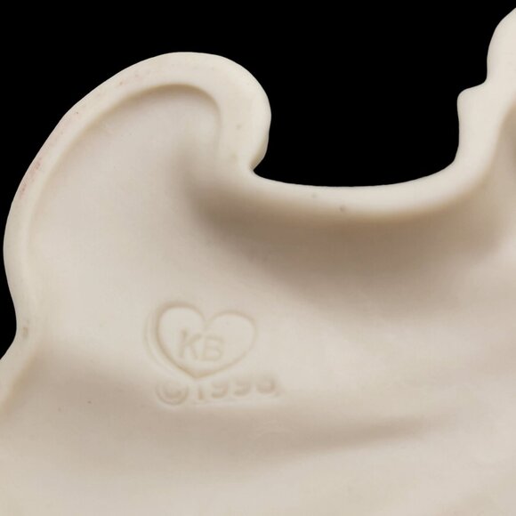 K B Designs Porcelain Bisque Angel Christmas Ornament 1990 - Picture 5 of 5